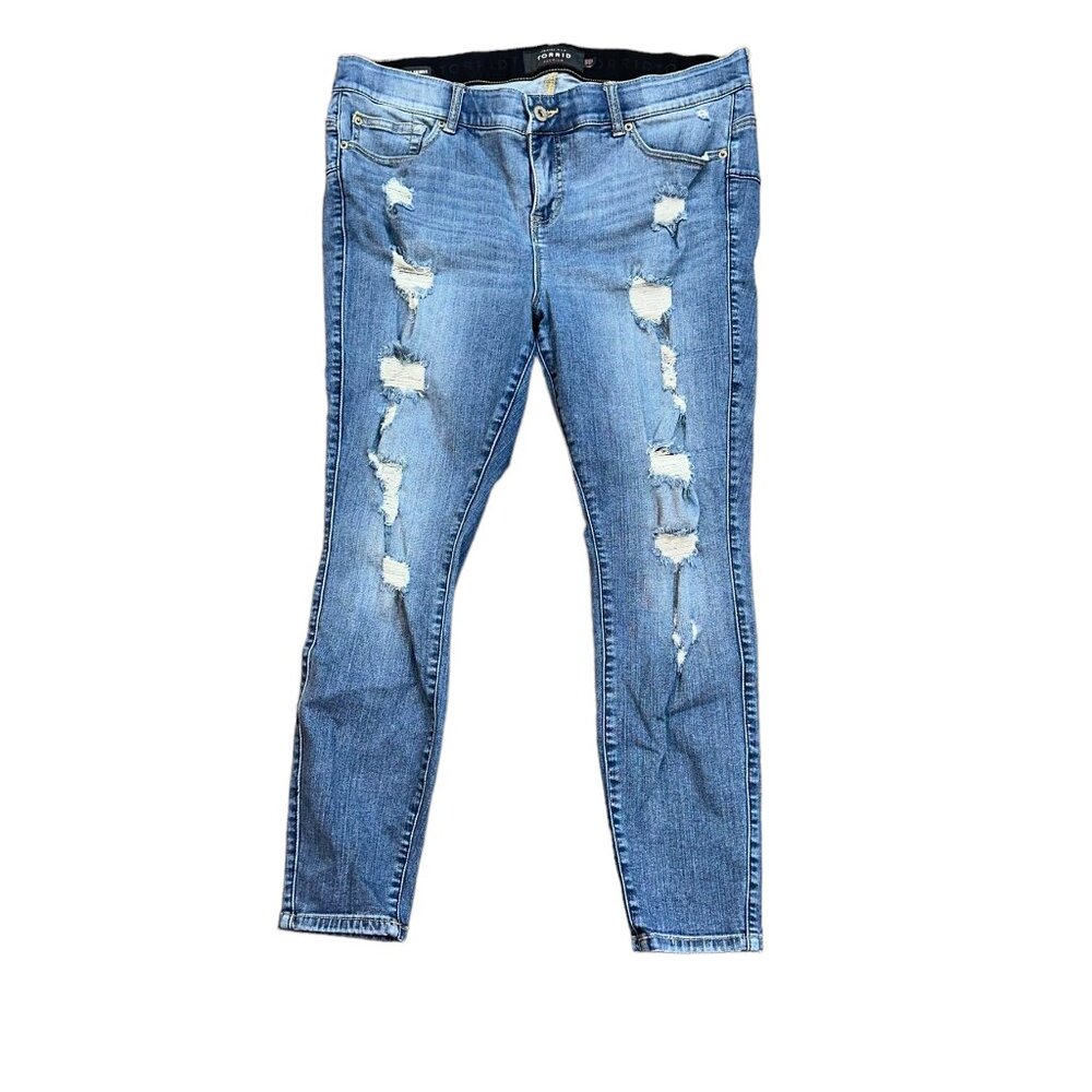 Torrid Premium Bombshell Skinny Denim‎ Jeans Distressed Size 18S